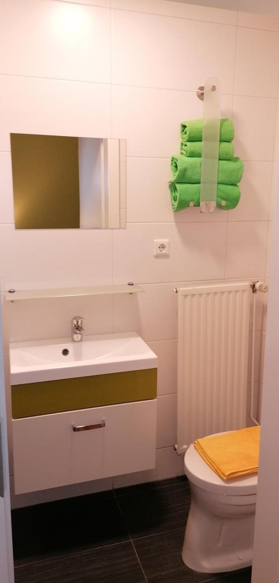 스핏즈 Gaestehaus Ruinenblick B&B 외부 사진