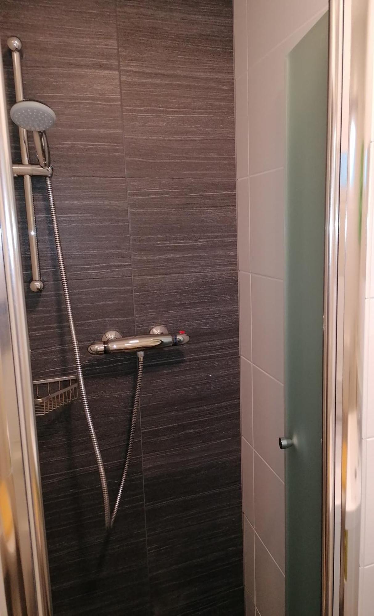 스핏즈 Gaestehaus Ruinenblick B&B 외부 사진